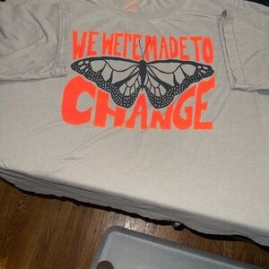 Natural Life Green T-Shirt with Orange Accents Size M
